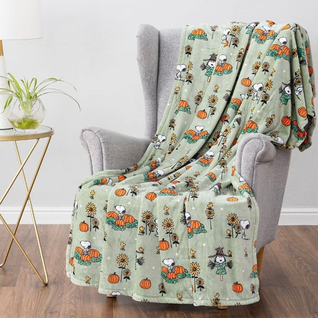Berkshire Peanuts Halloween Flannel Blanket
