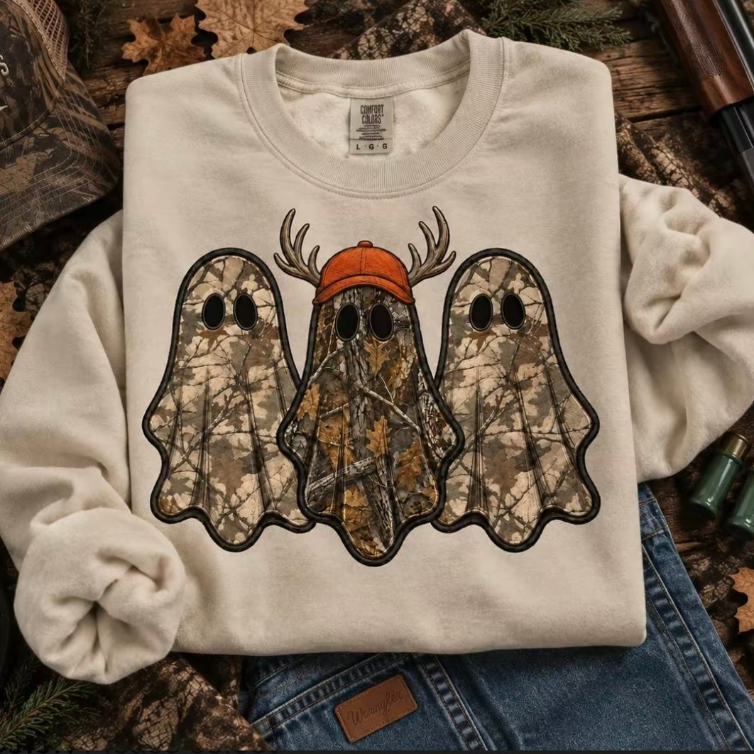 Retro Ghost Hunting Halloween Spooky T-Shirt Sweatshirt Hoodie