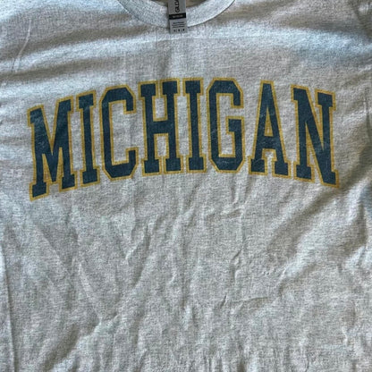 Vintage Varsity College T-Shirt/Sweatshirt/Hoodie